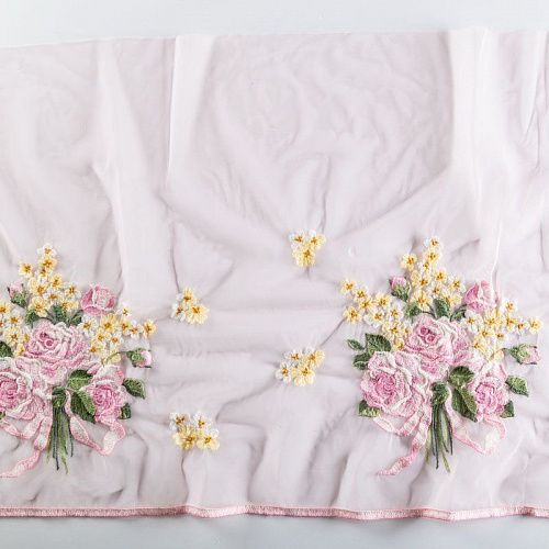 Вышивка на сетке 050-02933 пудрово-розовый