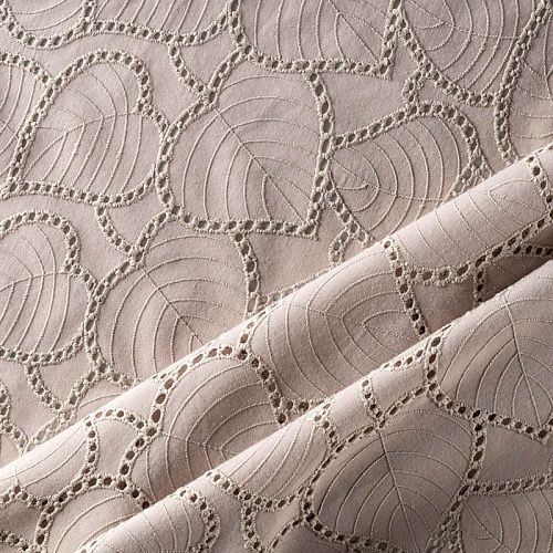 Шитье К33-239 какао с вышивкой